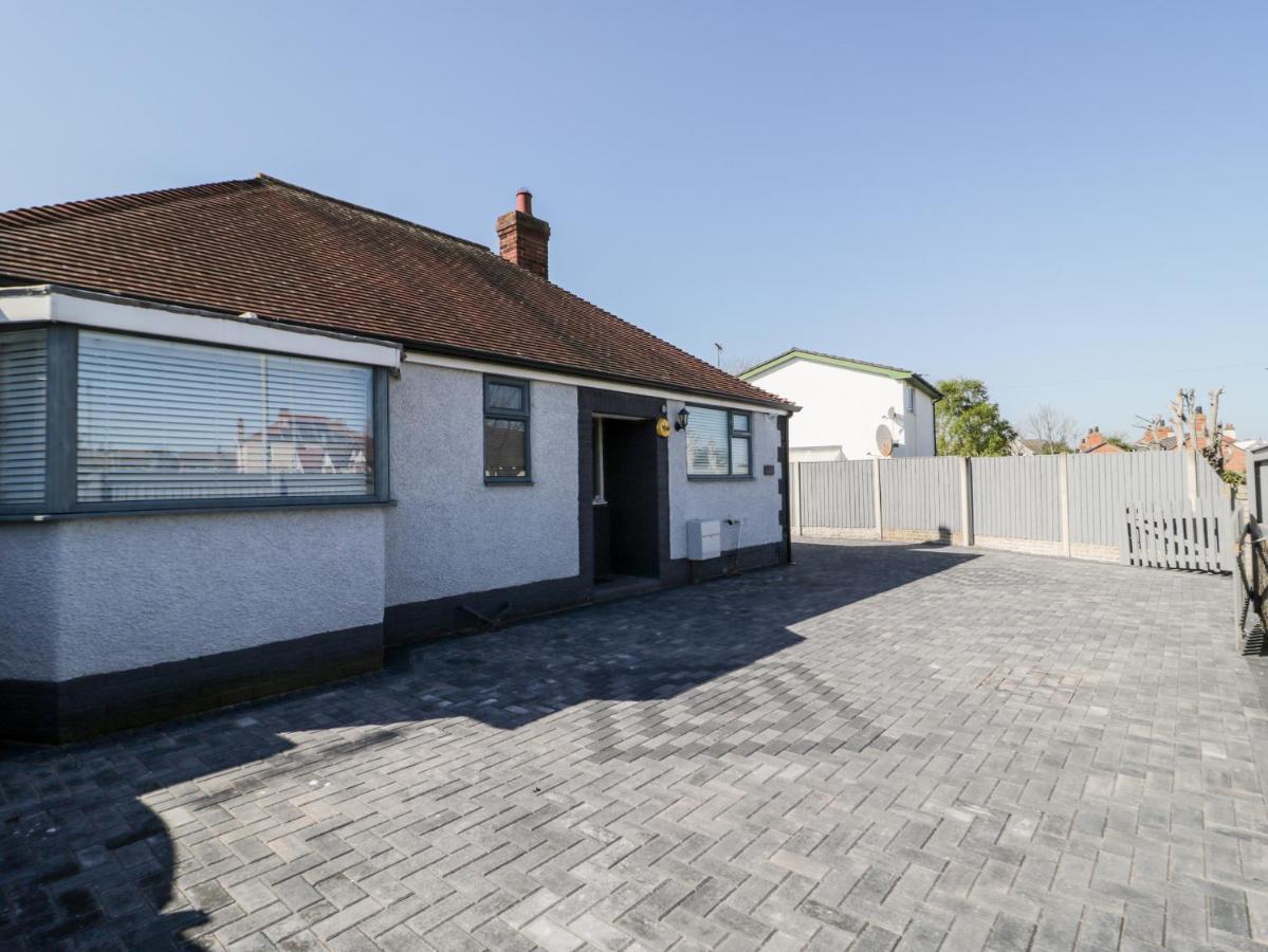 Seaside Retreat Βίλα Prestatyn Εξωτερικό φωτογραφία